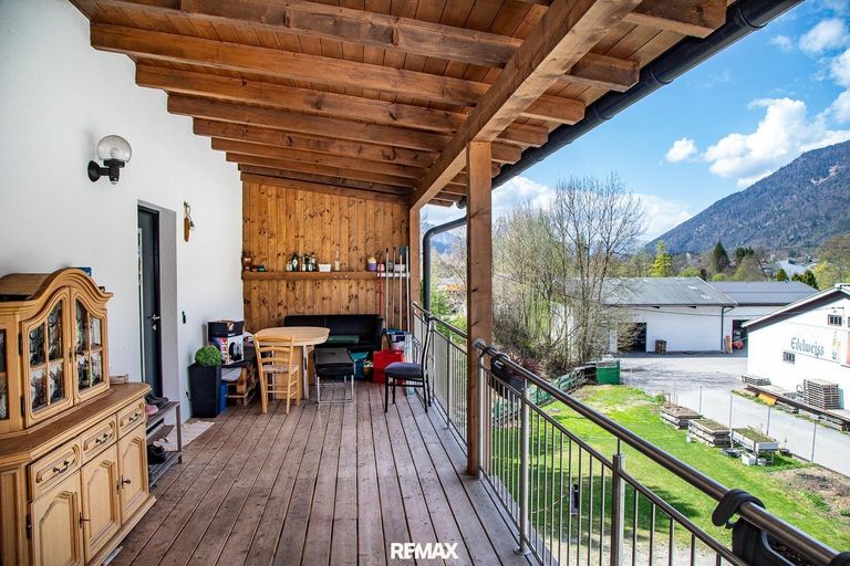 Balkon 1 OG
