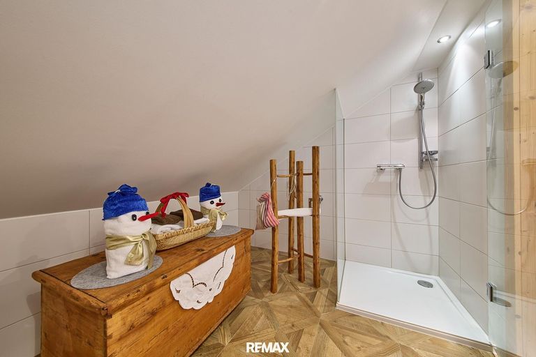 Badezimmer Dachgeschoss Herndl 23