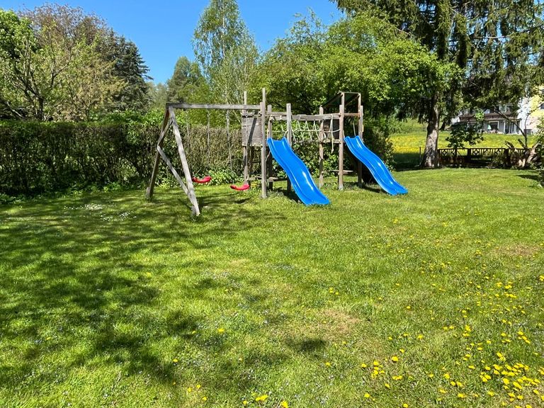 Spielplatz hinter Gastgarten