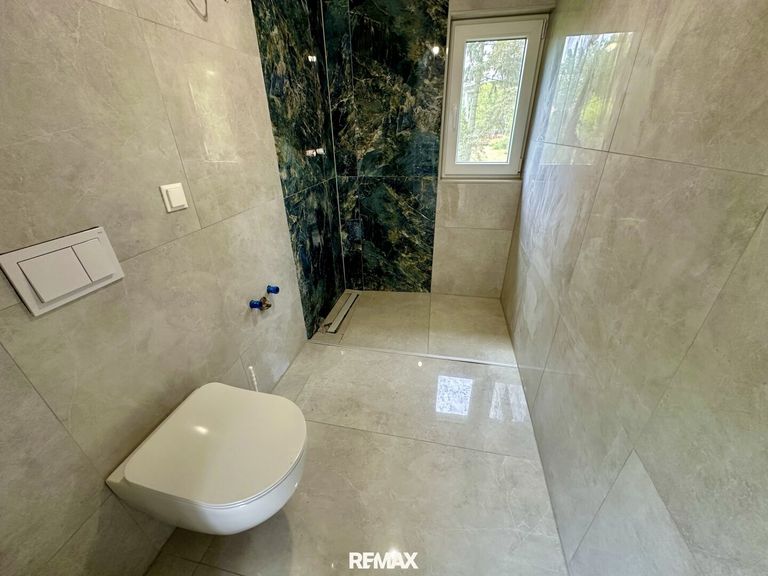 Badezimmer mit WC