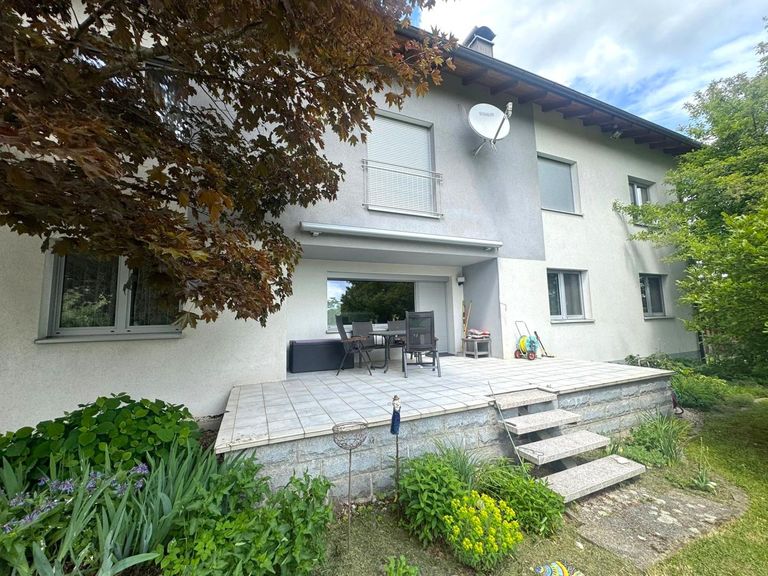 Ansicht Süd mit Terrasse Wohneinheit 2