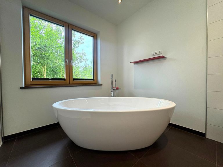 Wohneinheit 1 Badezimmer bei Schlafzimmer