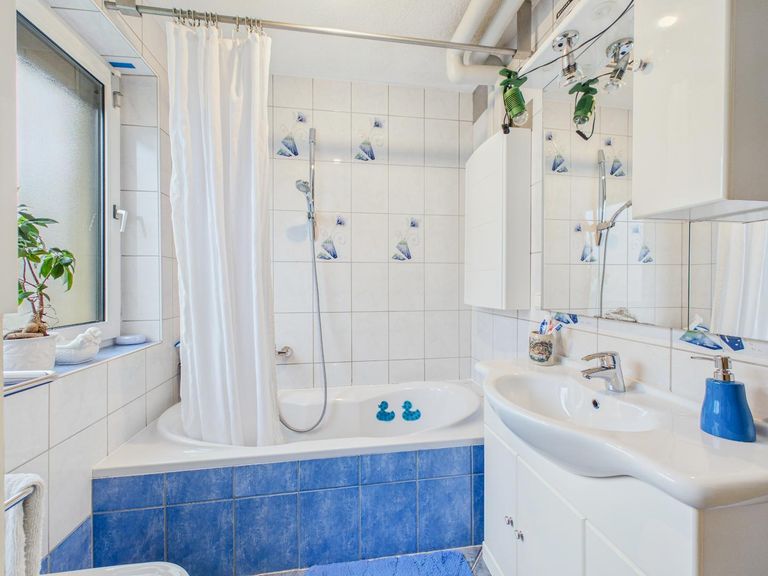 Badezimmer 2