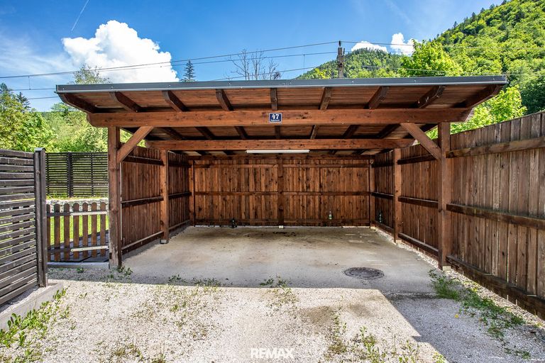 Carport