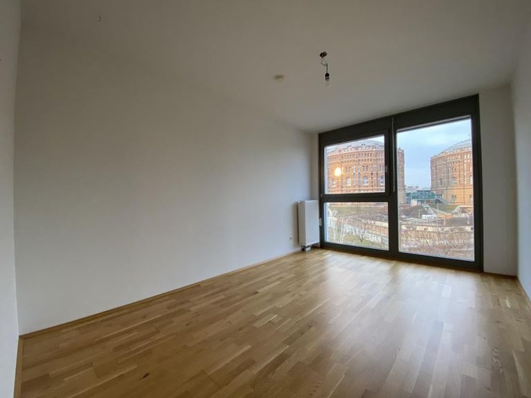 Zimmer mit Gasometer-Blick (1)