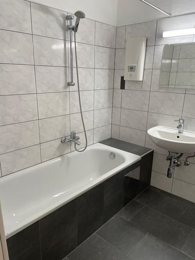 Bad inkl. Badewanne