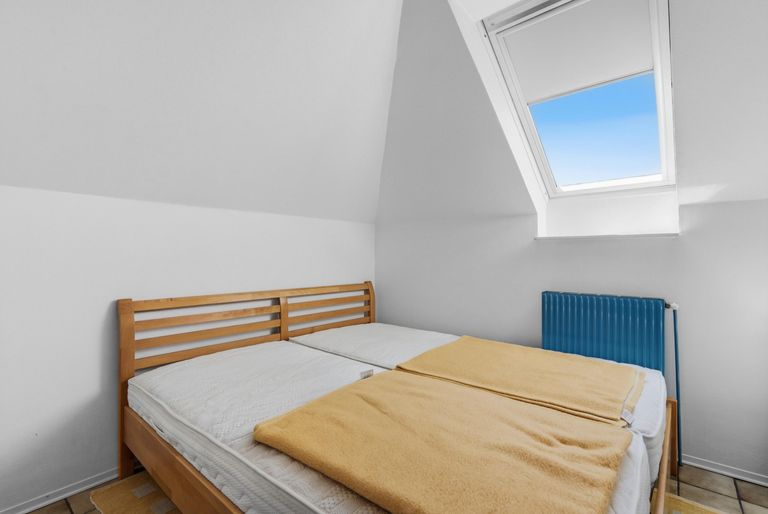 18 Zimmer 1 OG