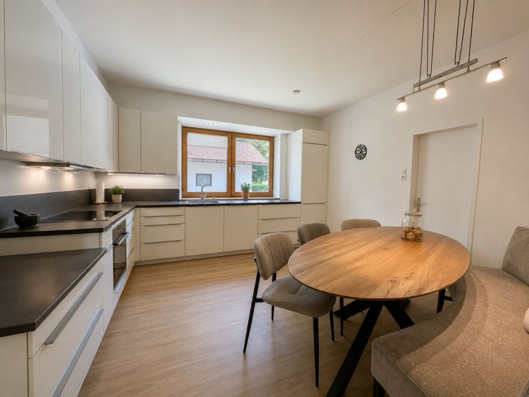 Kompagnon Immobilien Küche Betreiberwohnung