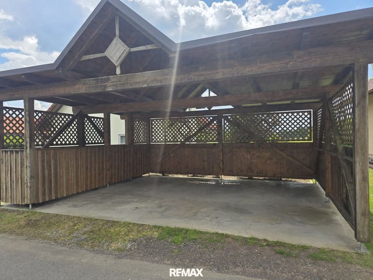 Carport