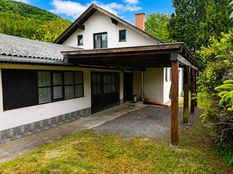 Carport