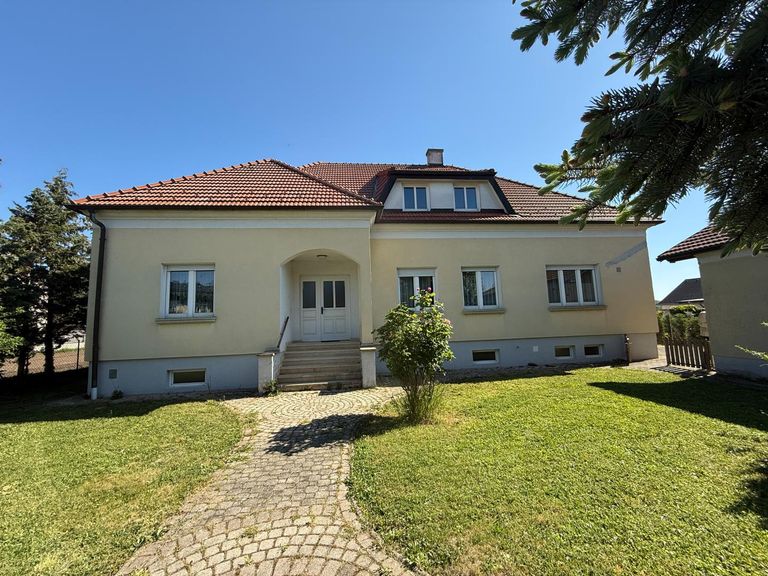 Ansicht von der Strasse