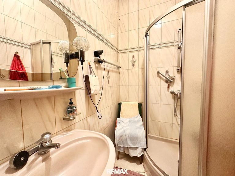I - Dusche