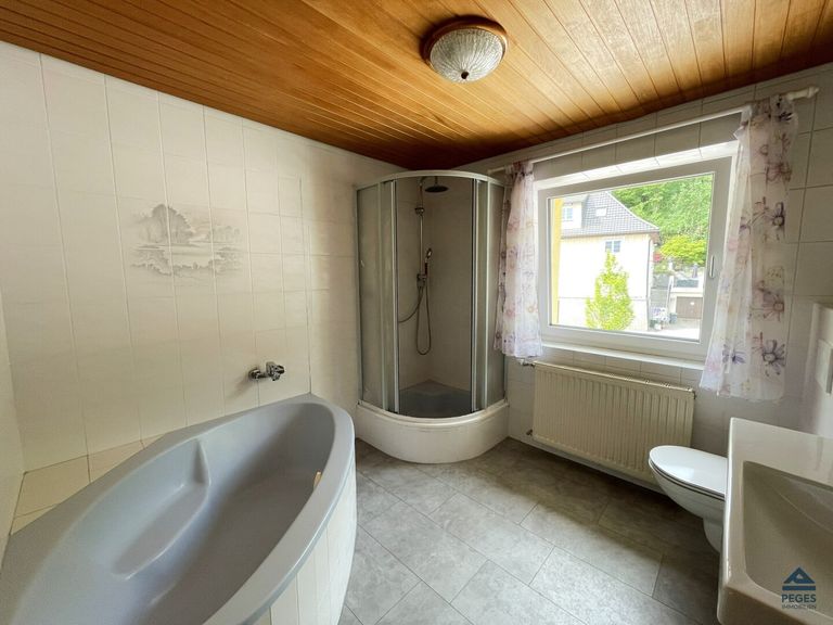 Bad (WC/Wanne/Dusche)