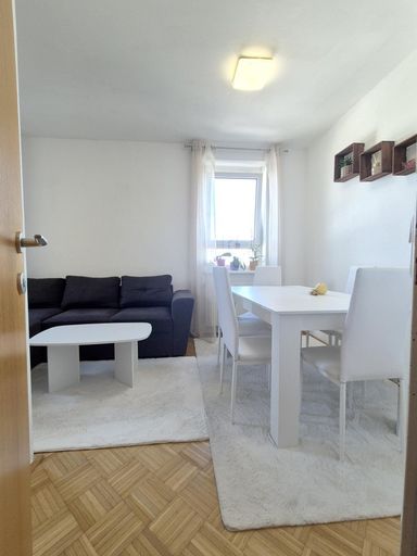 Esszimmer/Kinderzimmer 2