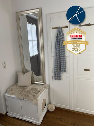 Vorraum mit Garderobe