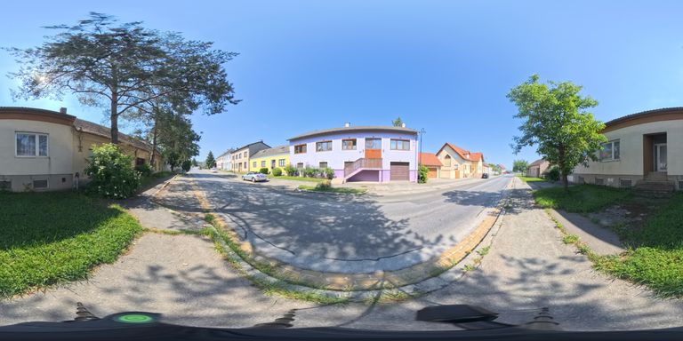 Straßenansicht