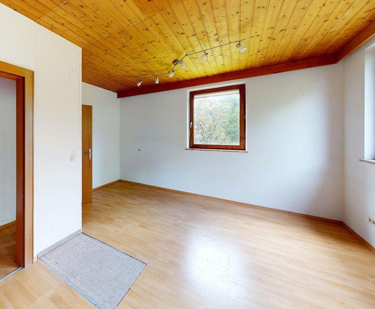 Haus - DG Zimmer VI.