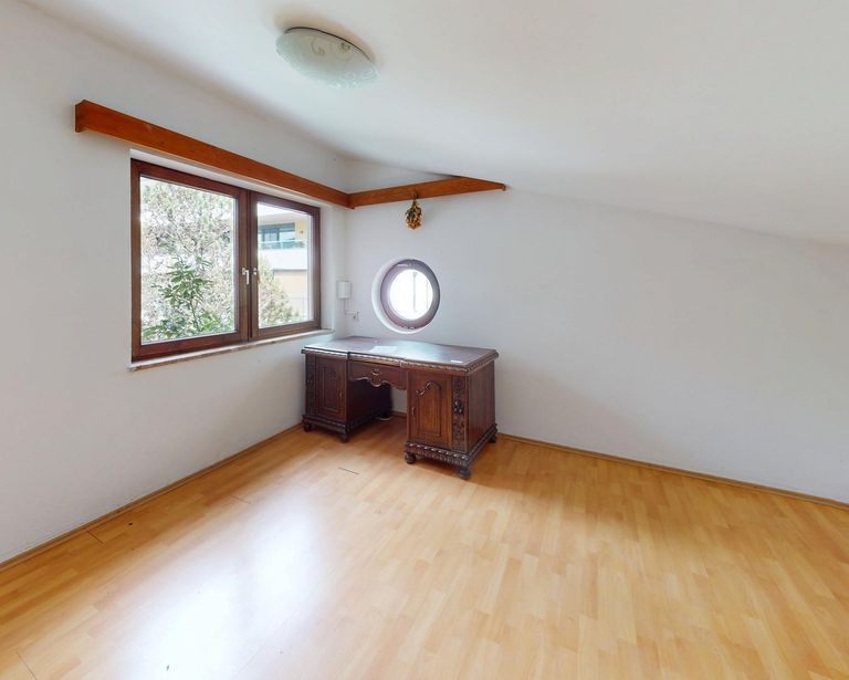 Haus - DG Zimmer IV.