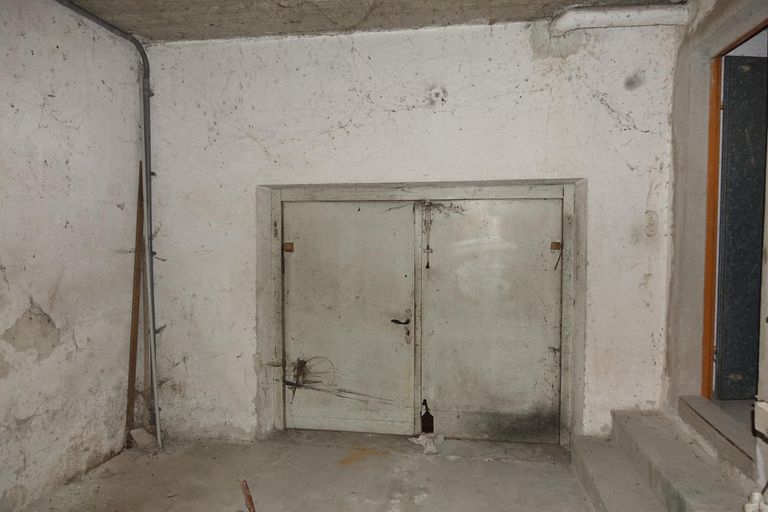 Garage im Keller