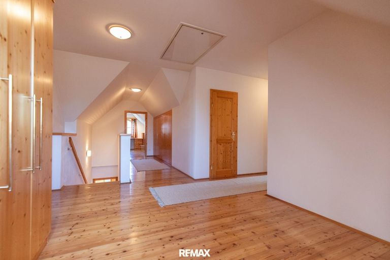 Landhaus Neusiedl/See, Diele OG