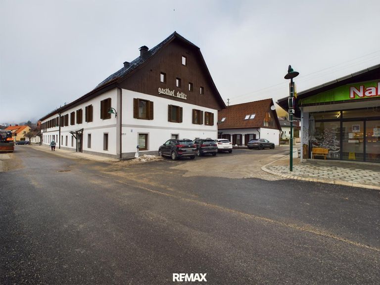 Straßenansicht