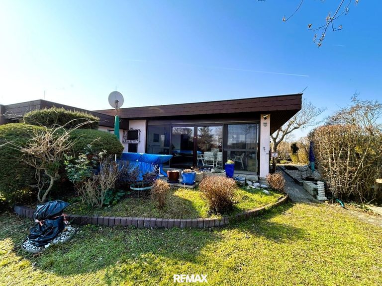 1 Haus Gartenseite