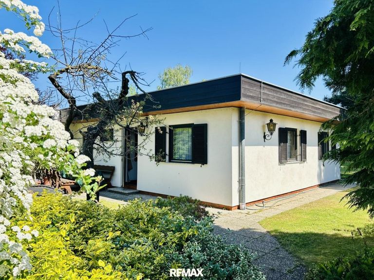 4 Haus Straßenseite