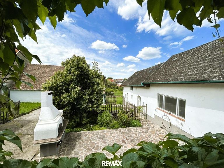 5 Innenhof
