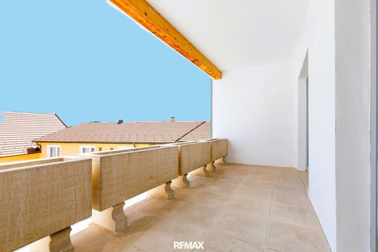 4 Balkon