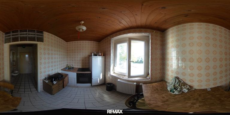 30_Altbau OG Küche und WC