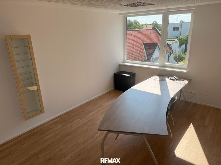 Büro 1 