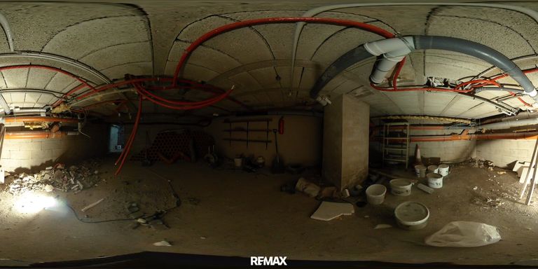 37_Keller