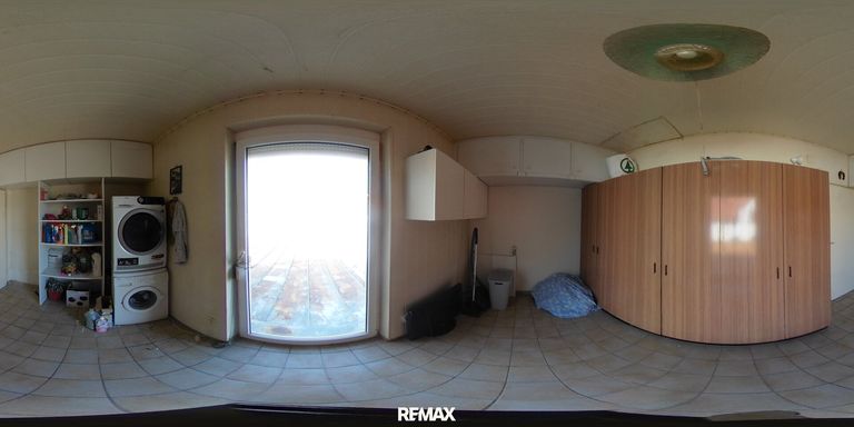 31_Altbau OG Waschraum