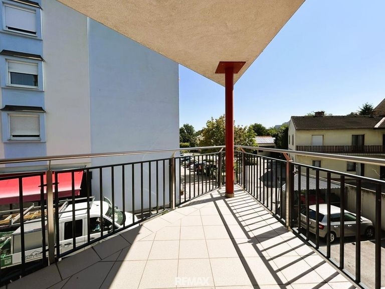 11 Balkon