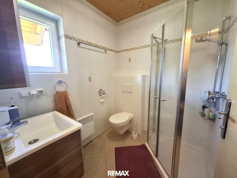 Badezimmer EG