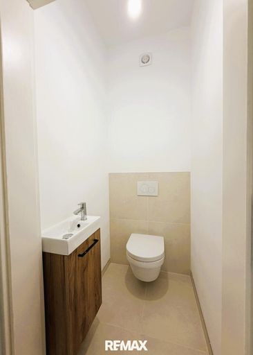 10 WC