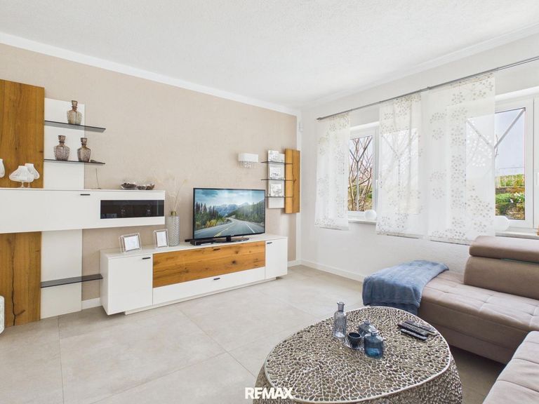 7643 Wohnzimmer