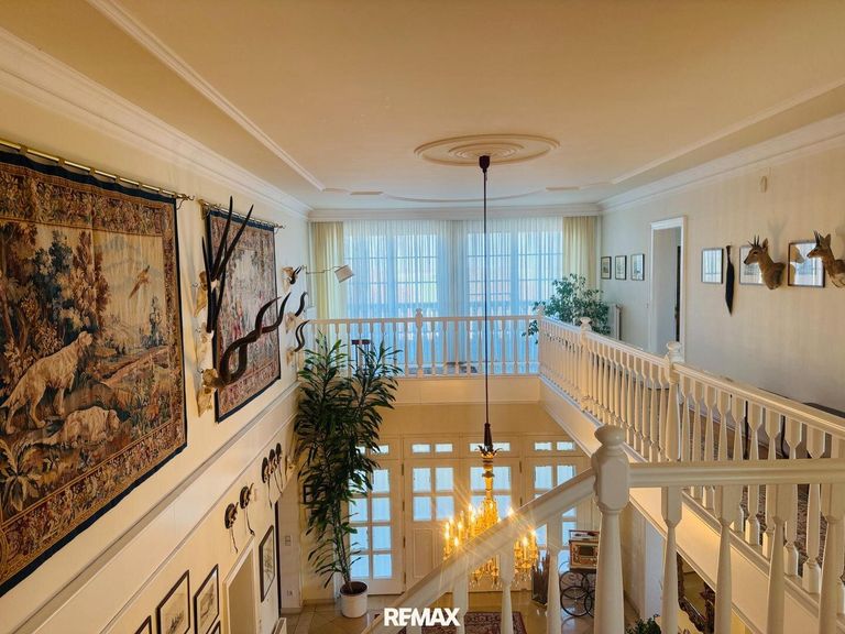 OG Balustrade 