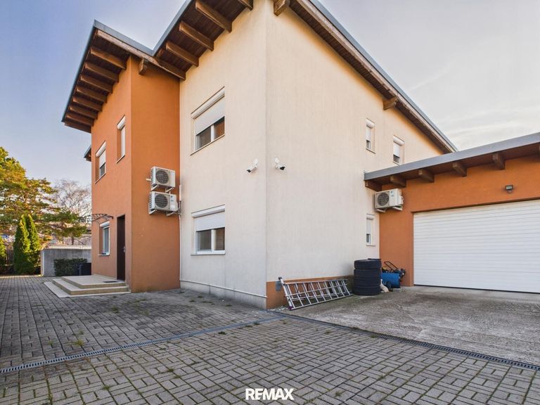 Garageneinfahrt