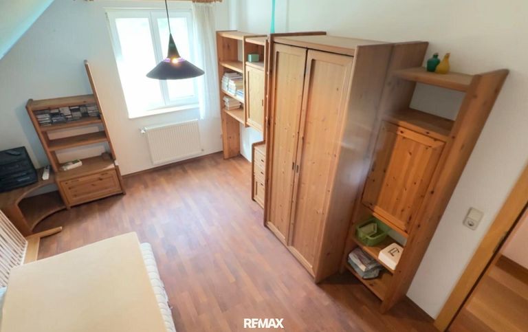 OG 1. Wohneinheit Zimmer 1