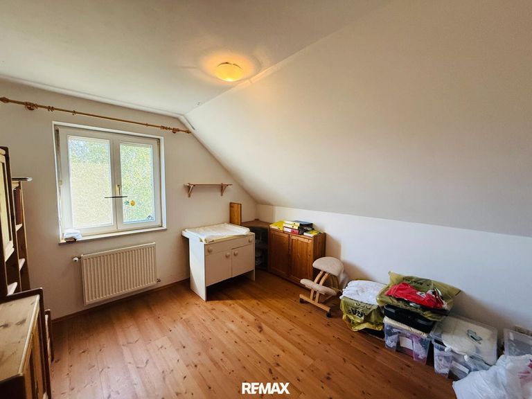 OG 1. Wohneinheit Zimmer 2.