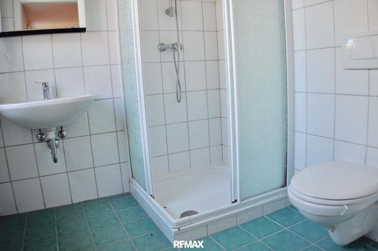 Top 1 Bad mit Dusche &WC