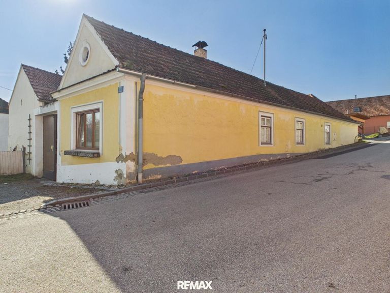 Straßenansicht