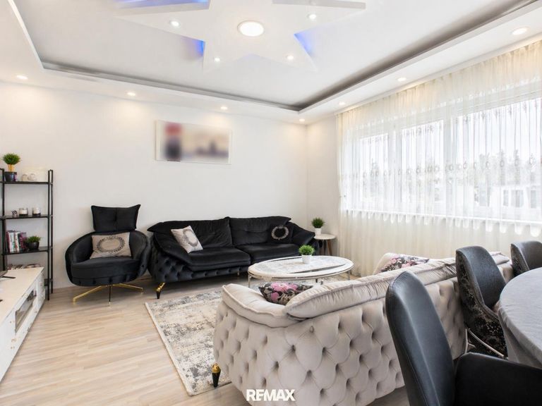 Wohnzimmer b