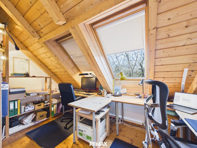 Büro Dachgeschoss