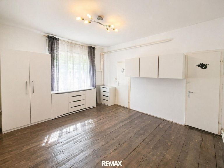 Schlafzimmer 2. Wohngebäude