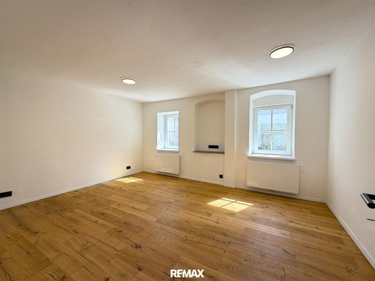 12 Wohnzimmer