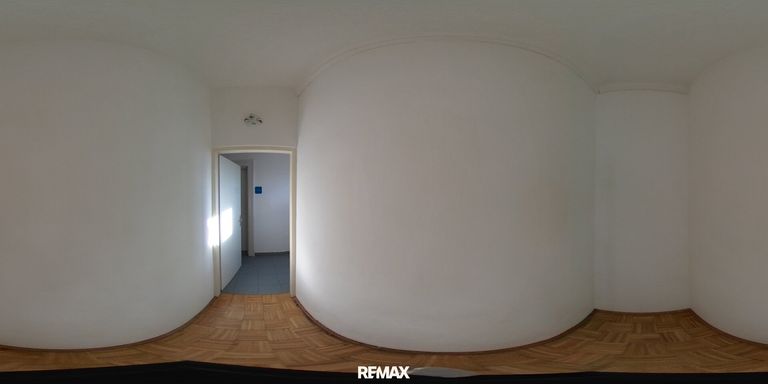 R0010986
