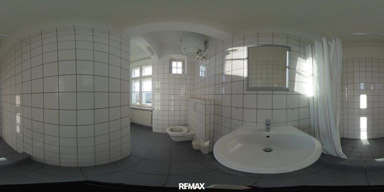 R0010993