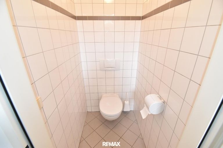 WC 2